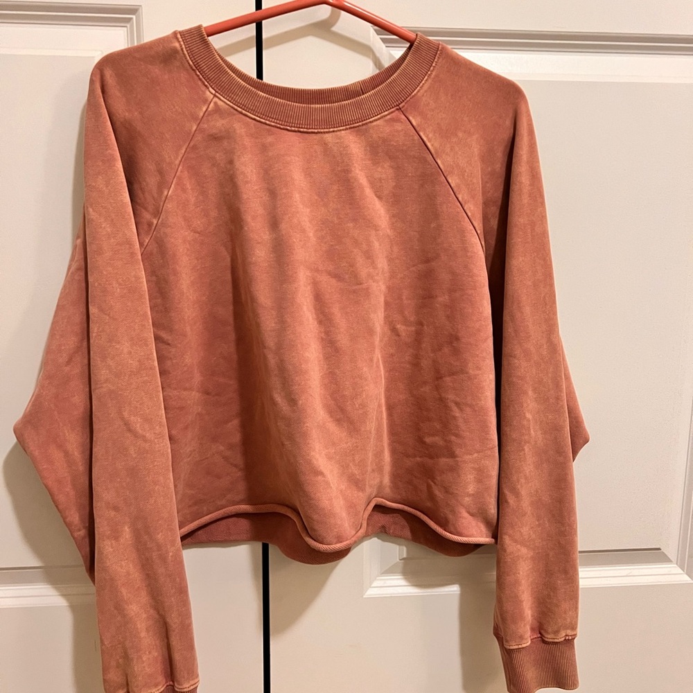 cropped workout/lounge top